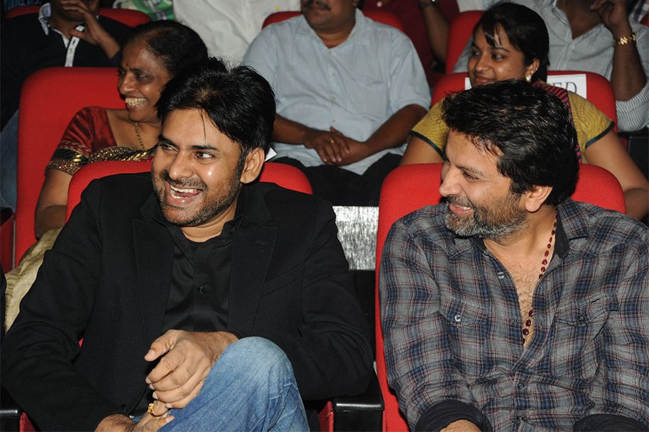 Attarintiki-Daredi-Thank-You-Meeting